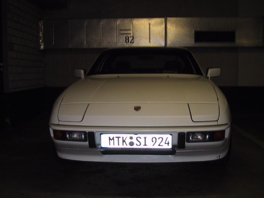 Porsche 924 S - 4 Zylinder 160 PS 118 kW 2500 ccm 8 Ventile Wasserkühlung